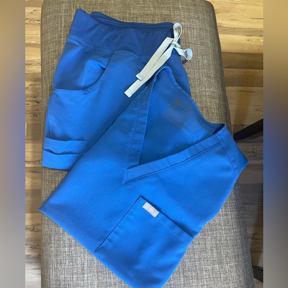 Figs Royal Blue Set Womens - Picture 1 of 2